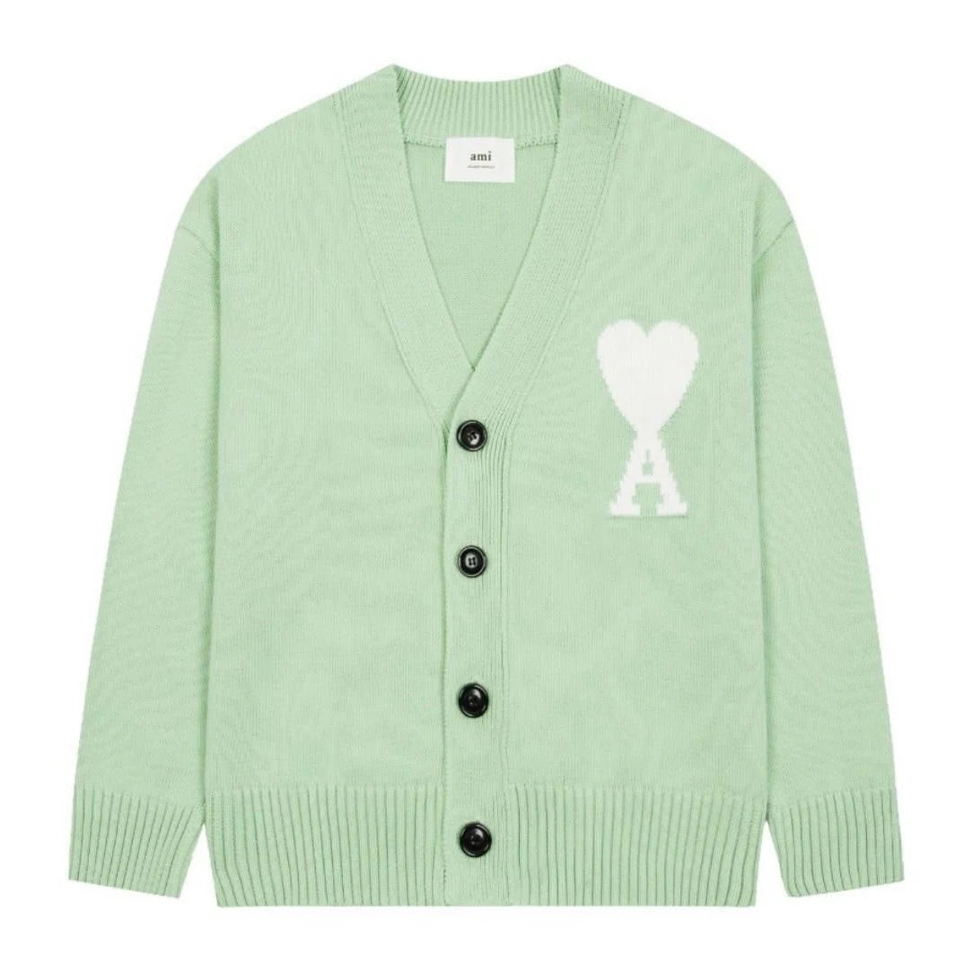 Ami Cardigan mit gesticktem A-HERZ