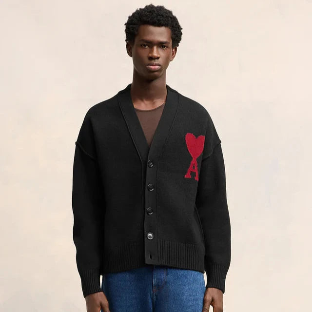 Ami Cardigan mit gesticktem A-HERZ